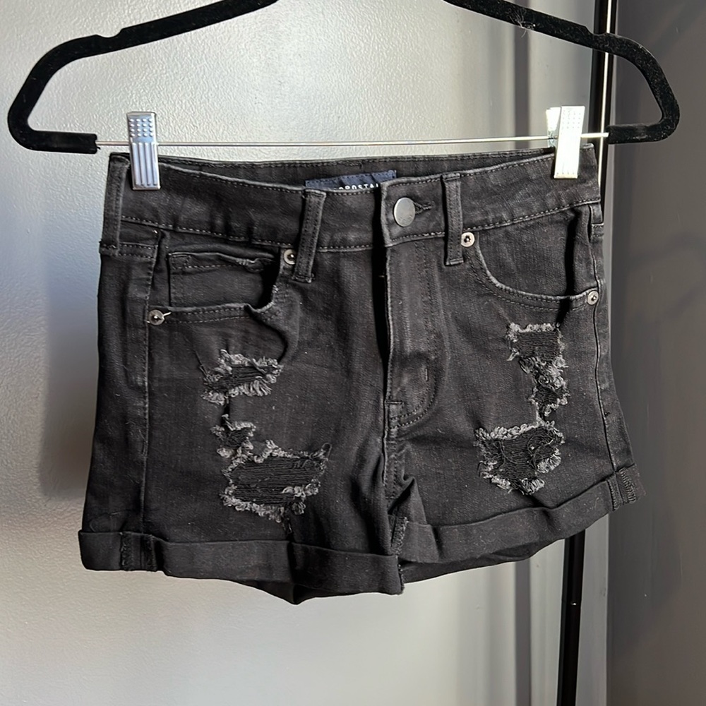 black ripped jean shorts high rise Aéropostale size 2